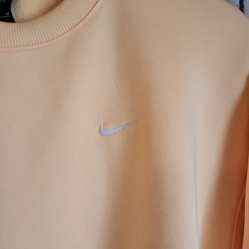 Nike Dri-FIT Peach Oversized Crewneck Sweatshirt Logo Taping Medium RETRO SPORTY - Picture 4 of 9
